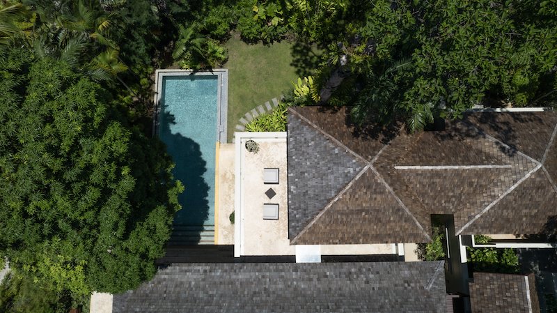 Property image - full photo 2