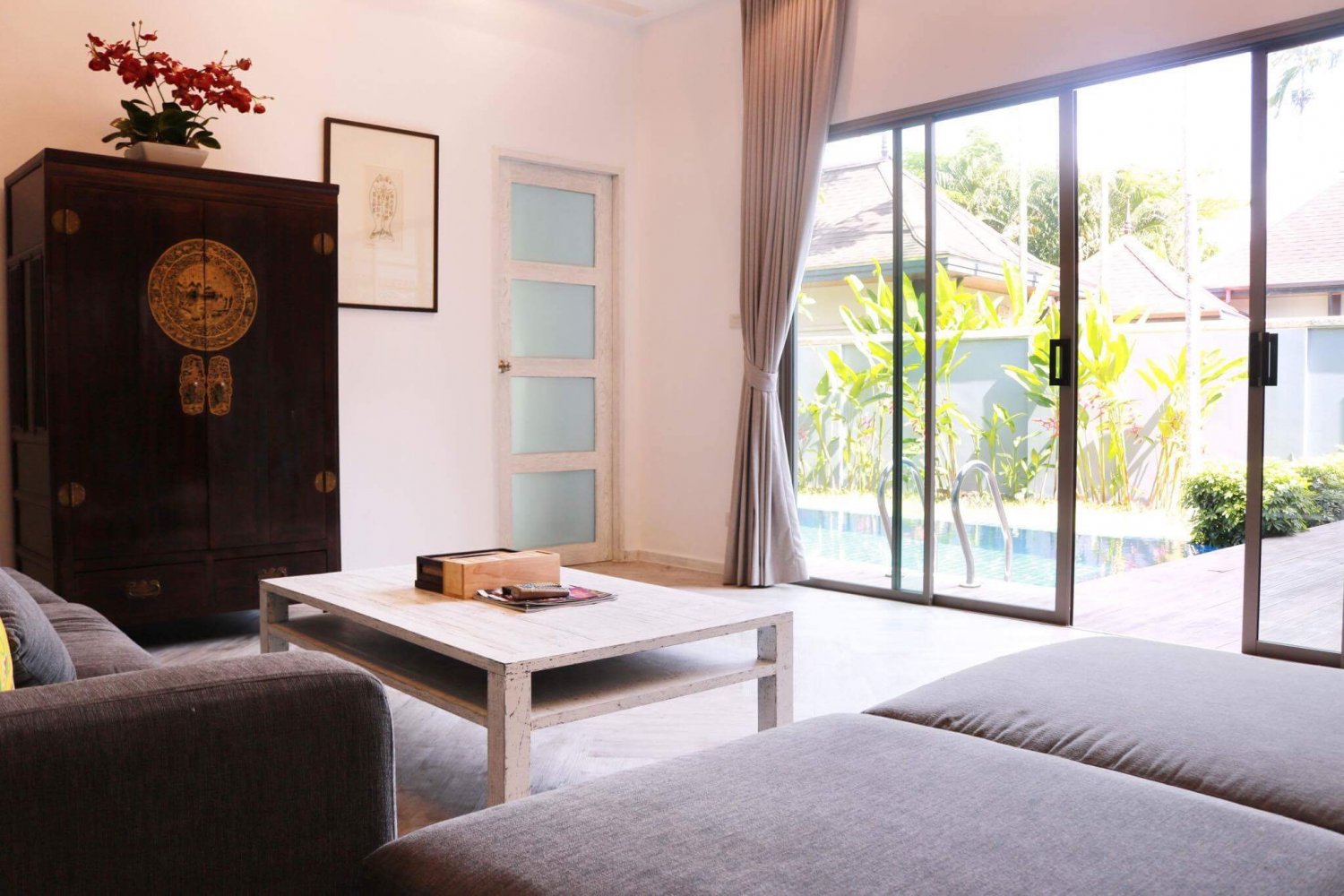 Property image - full photo 10