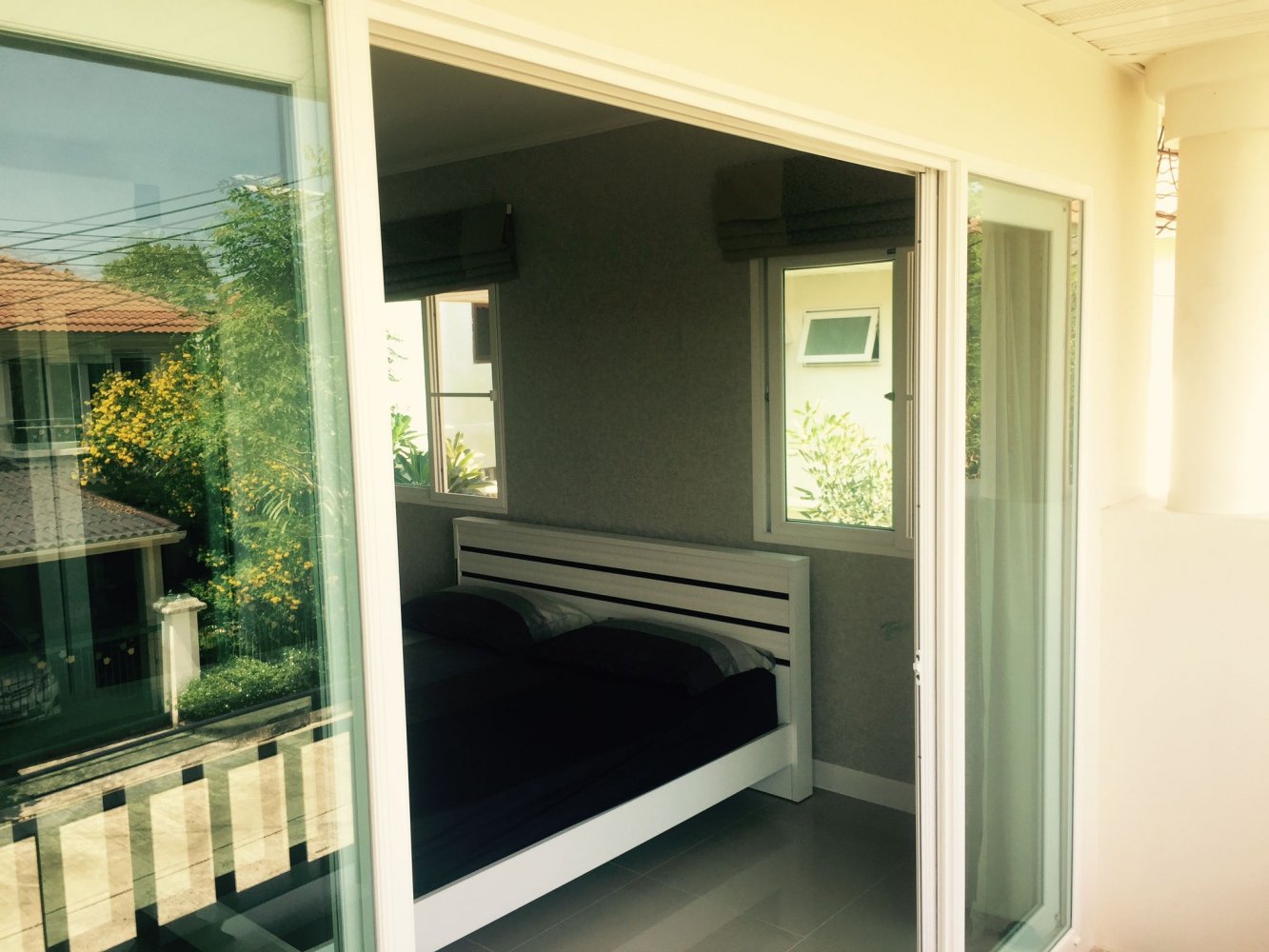 Property image - full photo 10