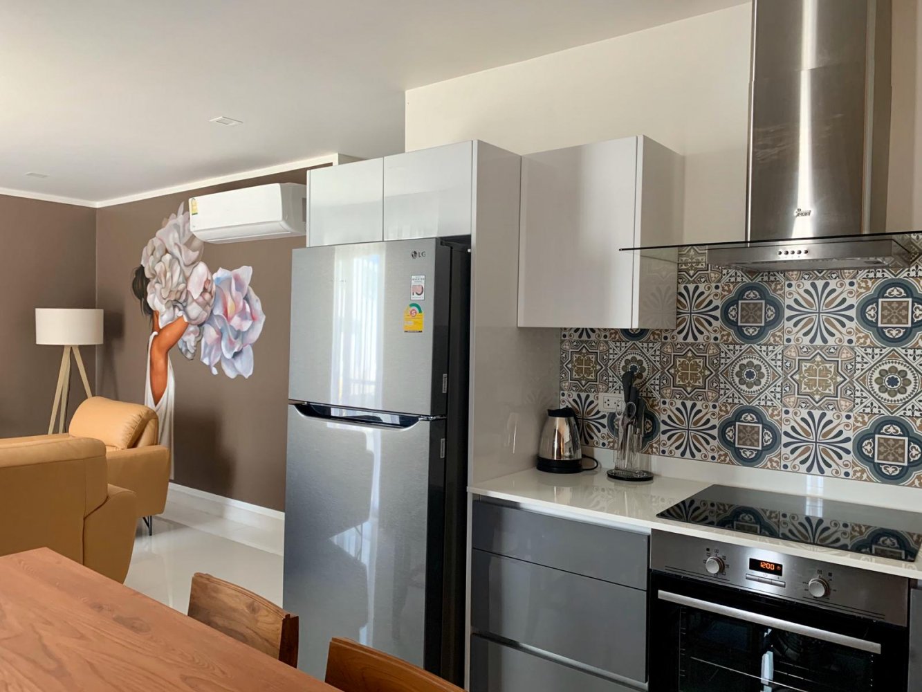 Property image - full photo 9