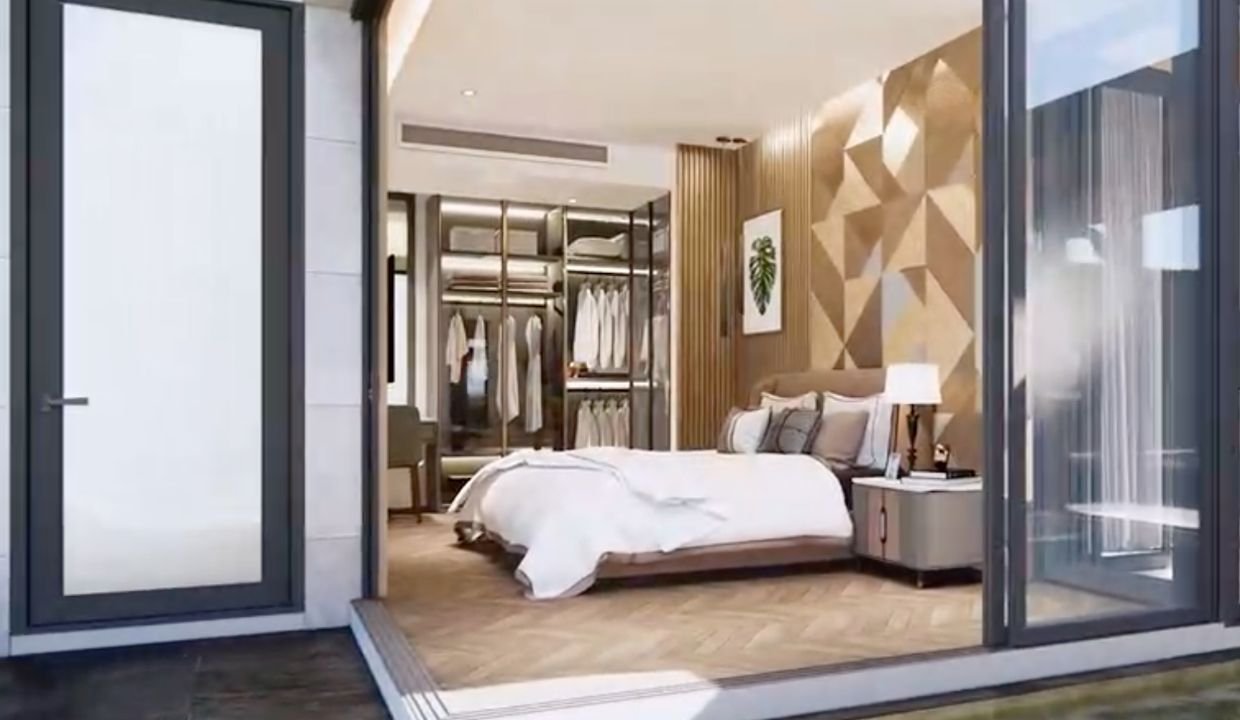 Property image - full photo 10