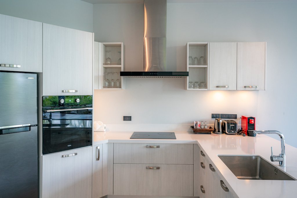 Property image - full photo 32