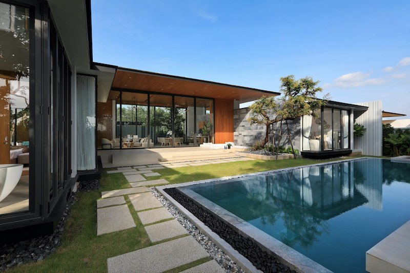 Property image - full photo 4