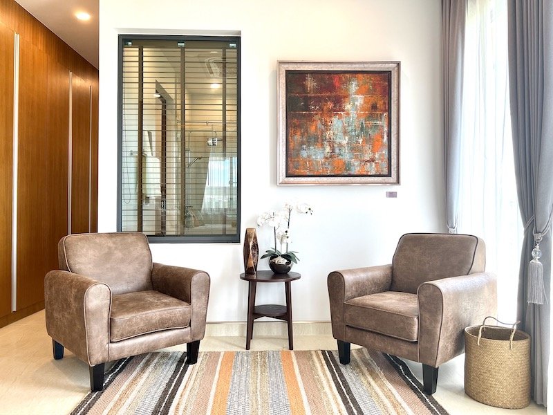 Property image - full photo 4