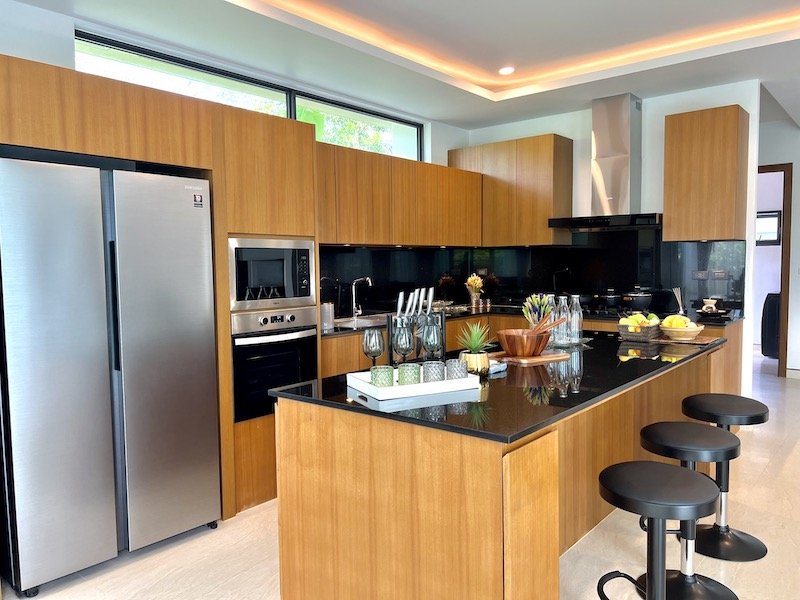 Property image - full photo 5