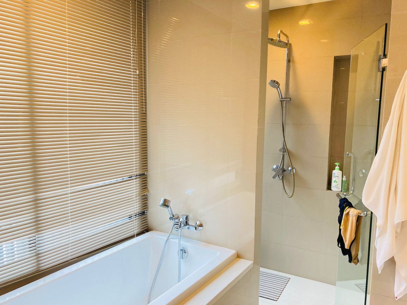 Property image - full photo 12