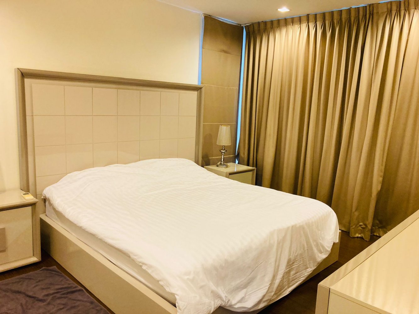 Property image - full photo 11