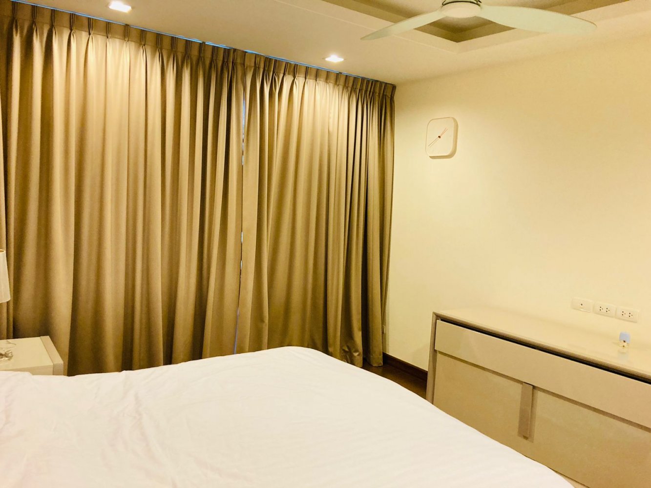Property image - full photo 10