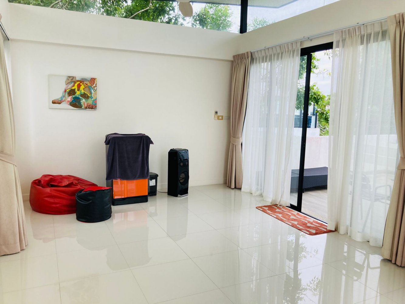Property image - full photo 8
