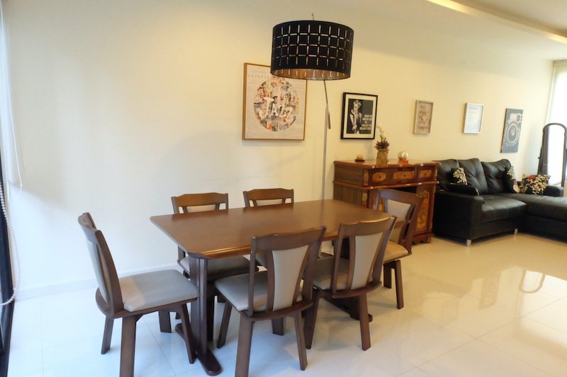 Property image - full photo 4