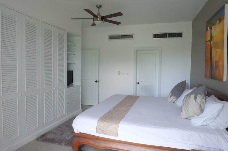 Property image - full photo 13