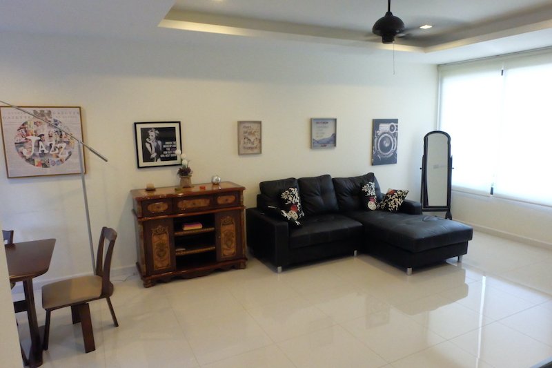 Property image - full photo 11