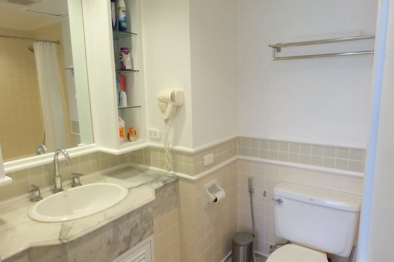 Property image - full photo 16