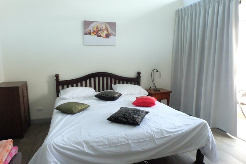 Property image - full photo 32