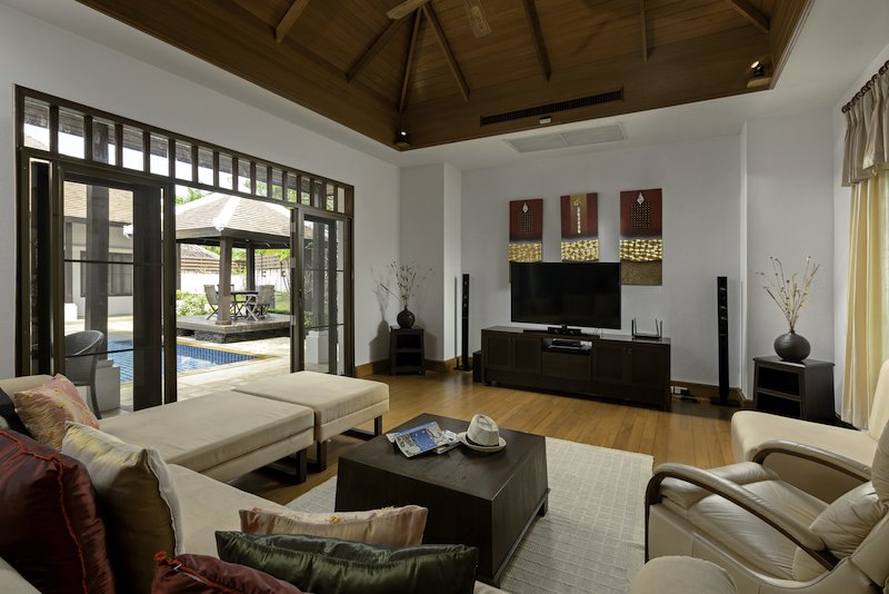 Property image - full photo 11