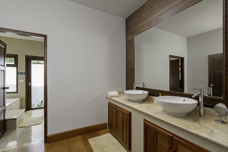 Property image - full photo 21