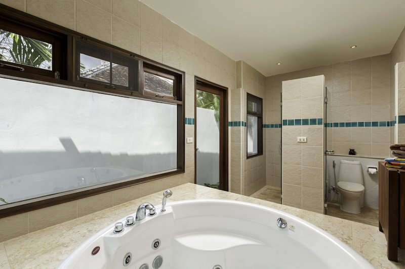Property image - full photo 23