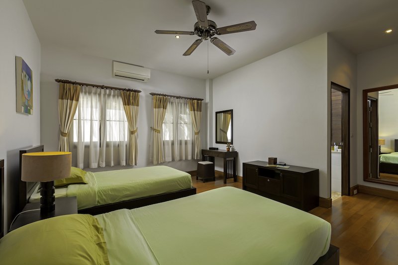 Property image - full photo 25