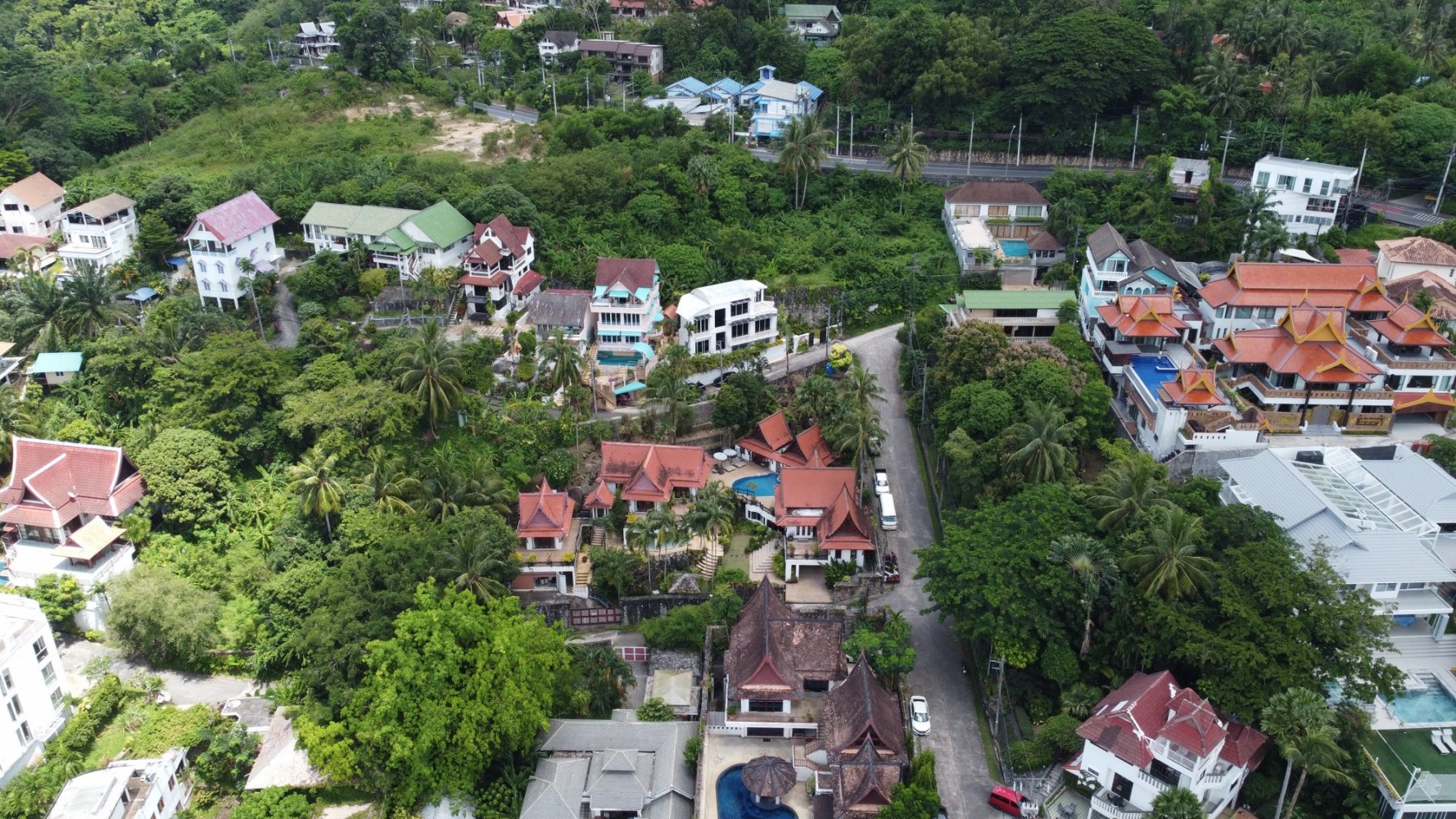 Property image - full photo 8