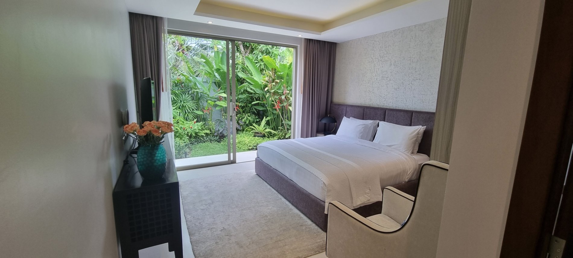 Property image - full photo 8