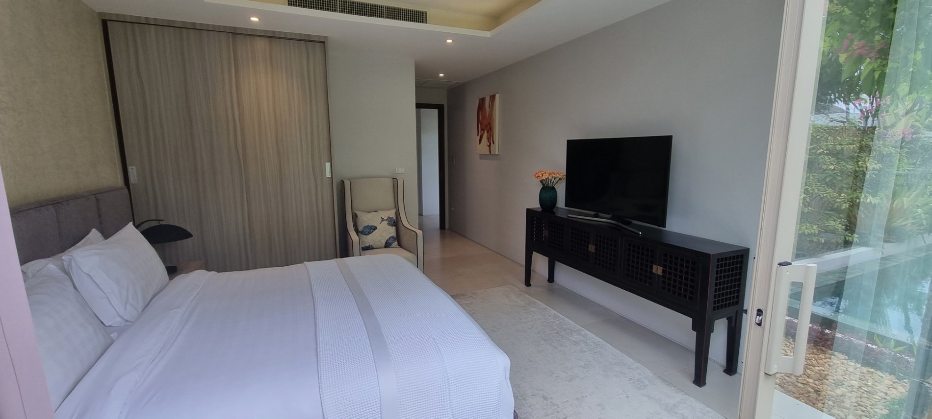 Property image - full photo 17