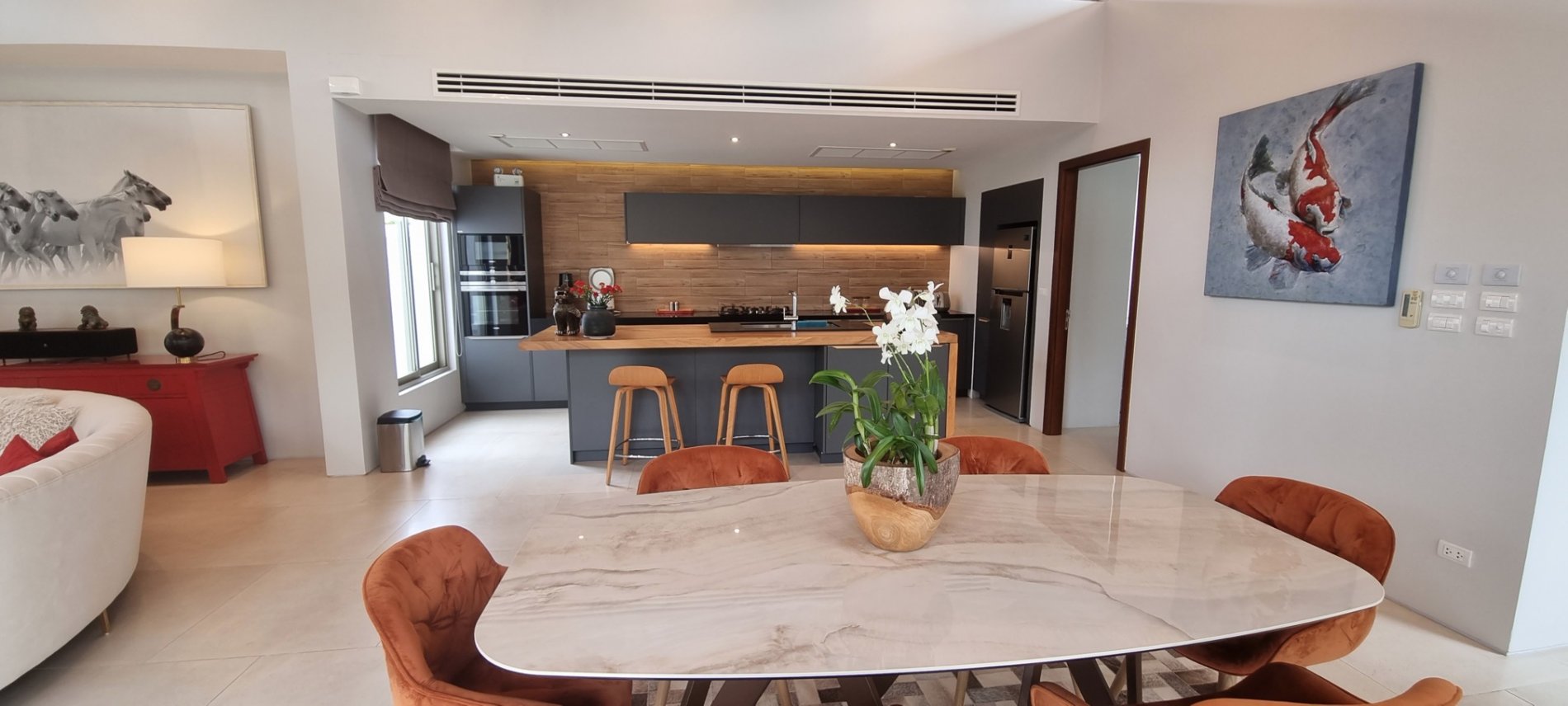 Property image - full photo 9
