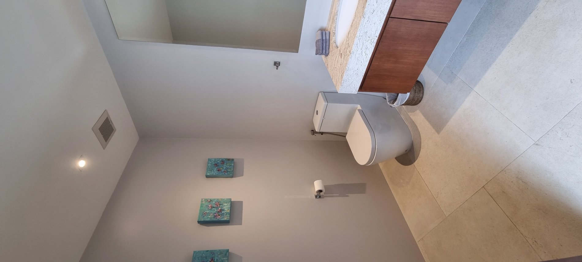 Property image - full photo 12