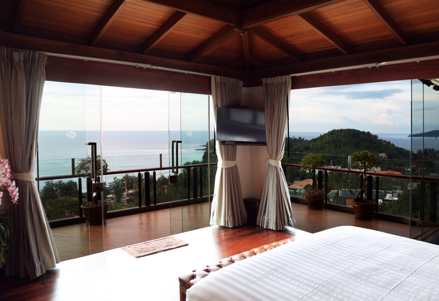 Property image - full photo 27