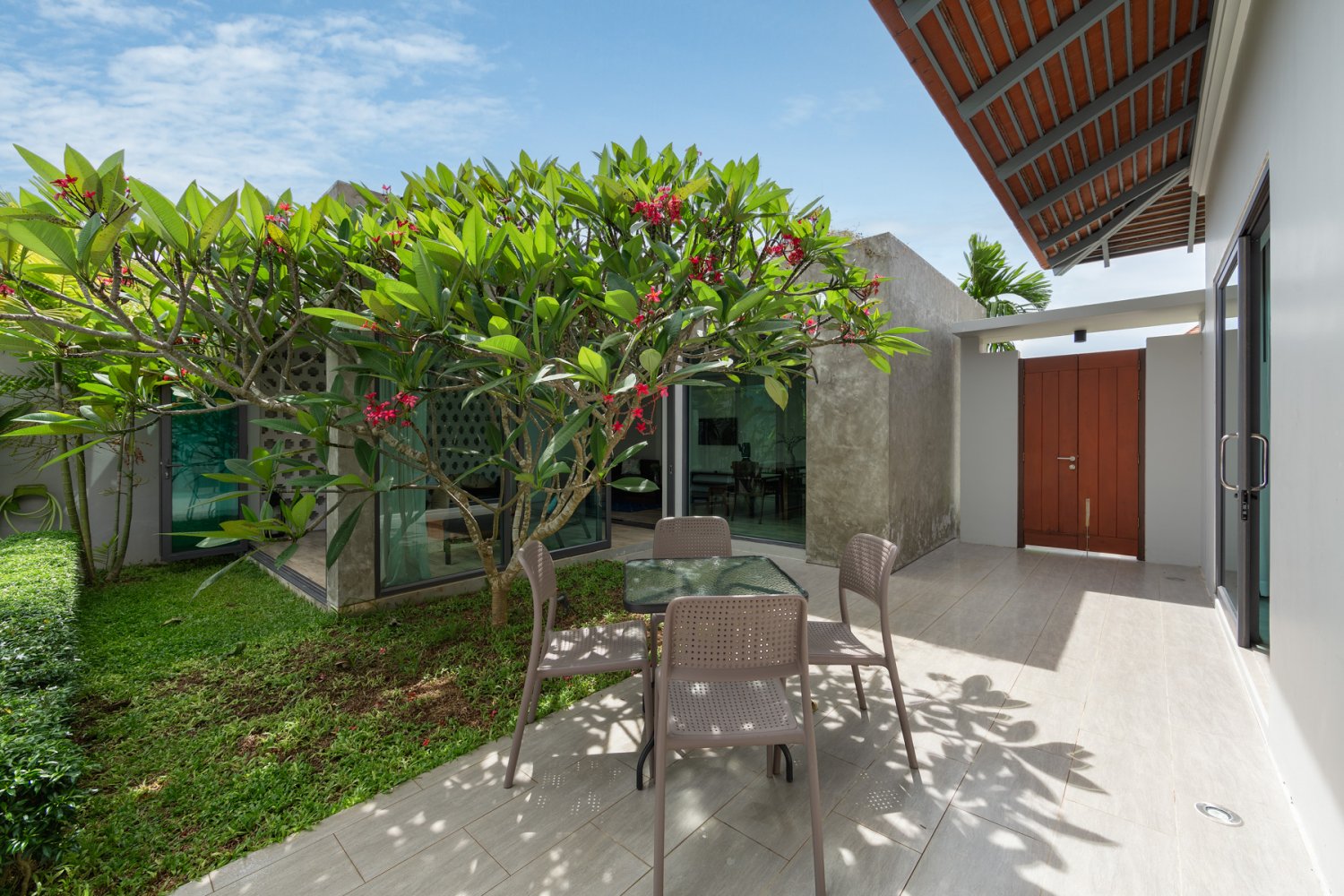 Property image - full photo 13