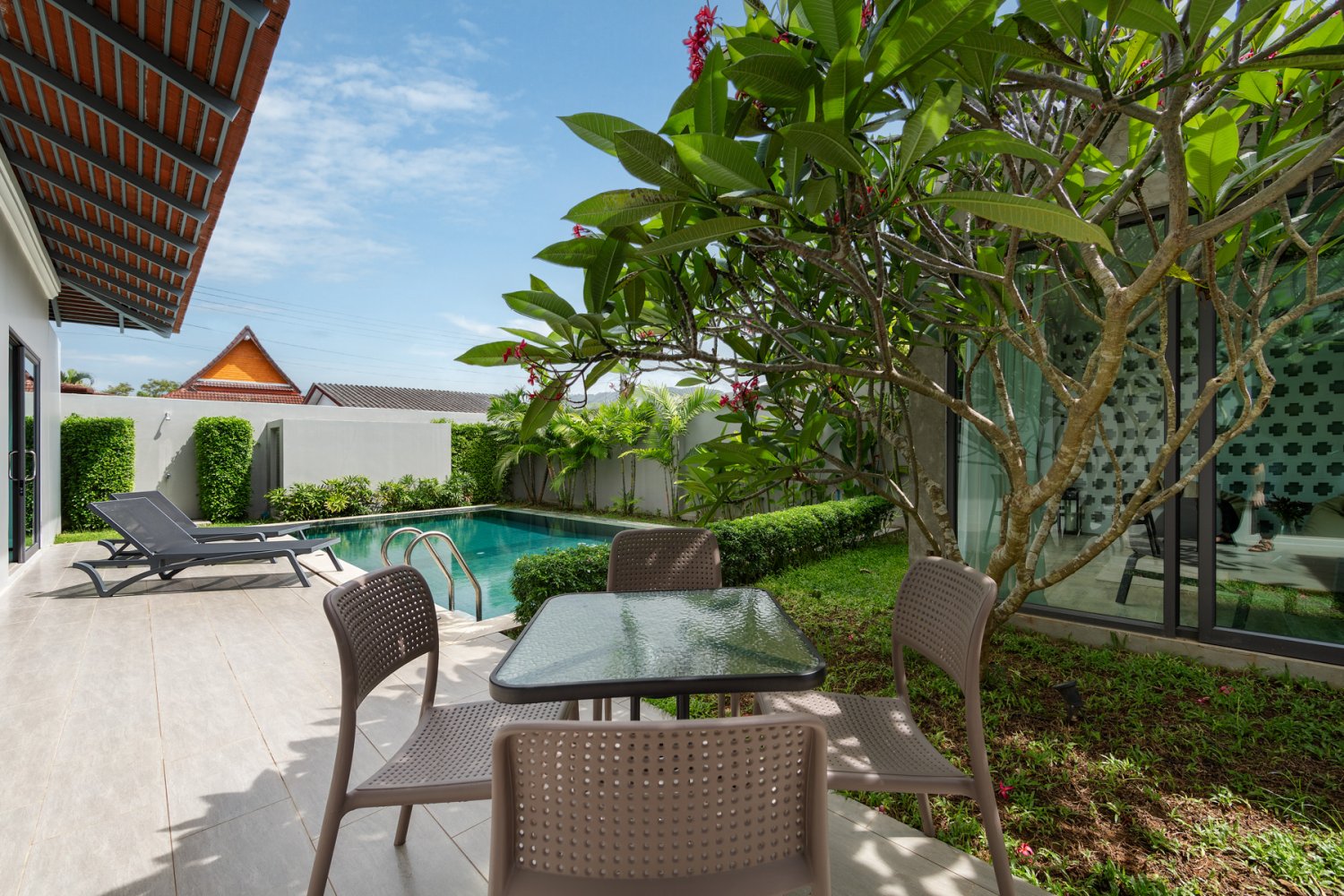 Property image - full photo 14