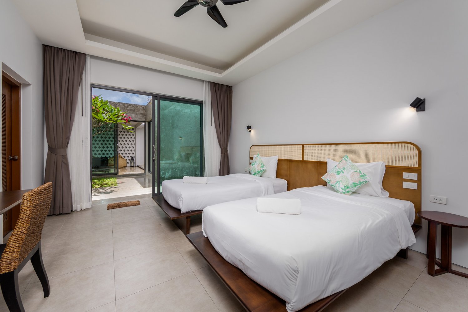 Property image - full photo 19