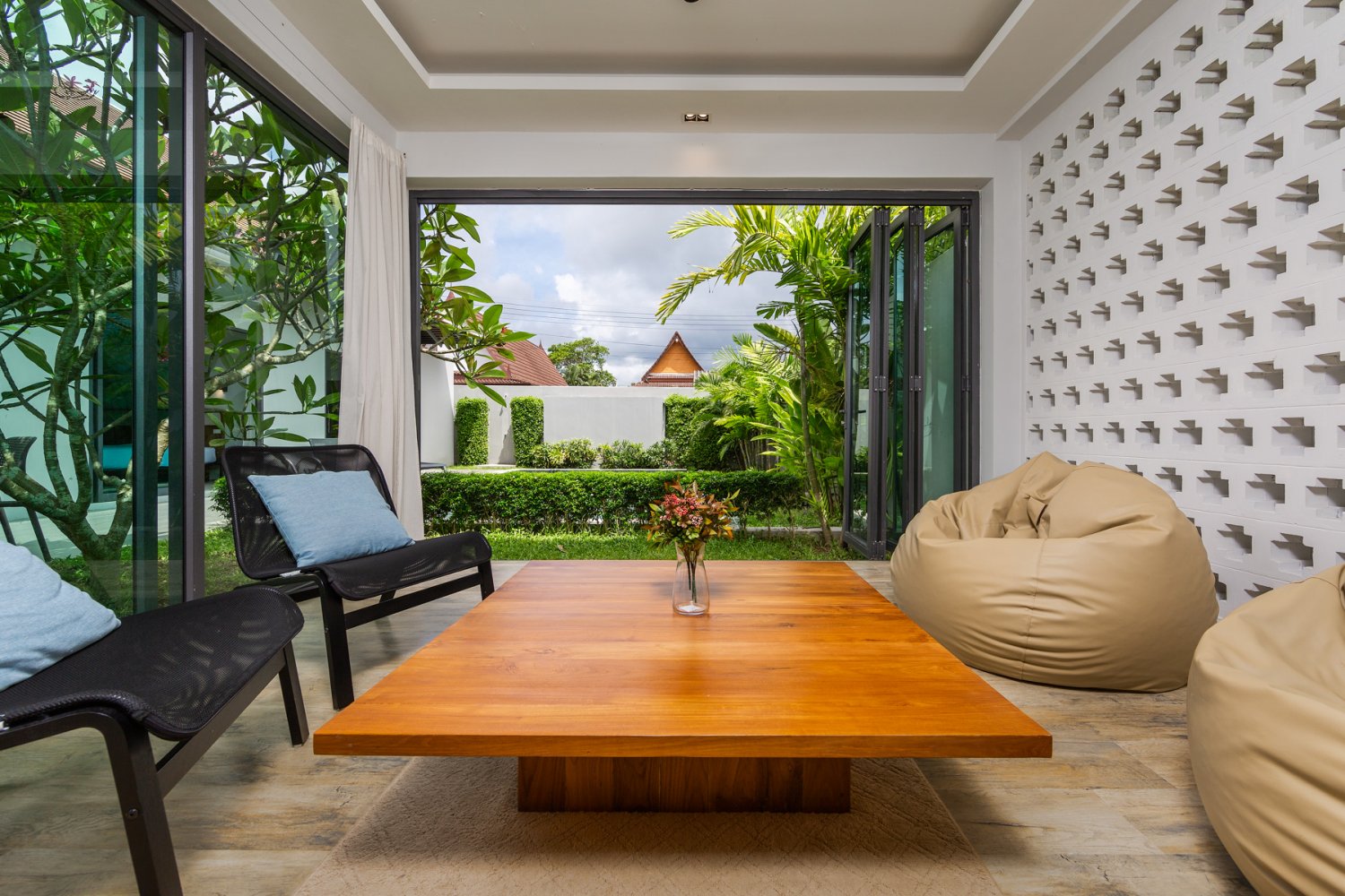 Property image - full photo 25