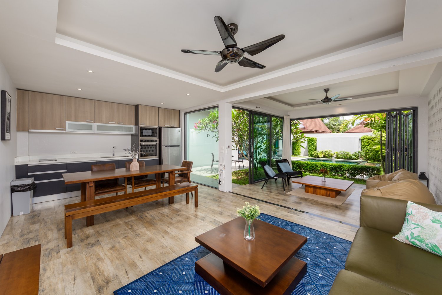 Property image - full photo 28