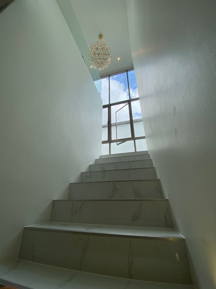 Property image - full photo 16