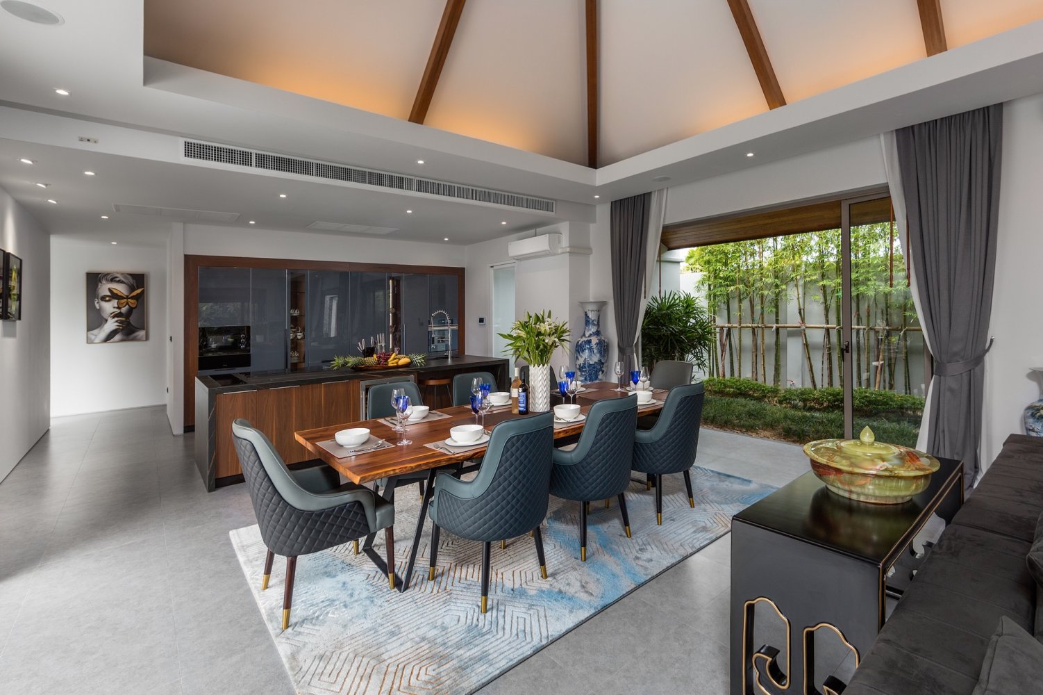 Property image - full photo 12