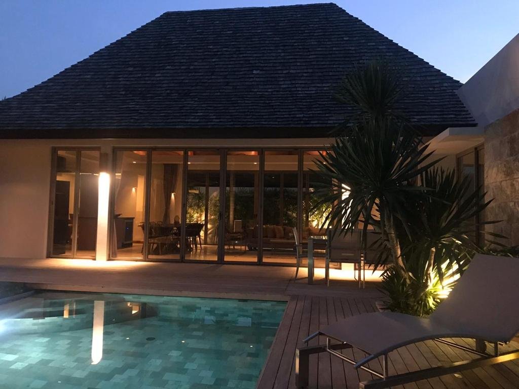 Property image - full photo 11