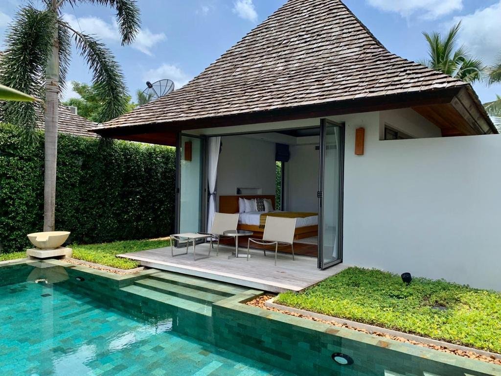 Property image - full photo 2