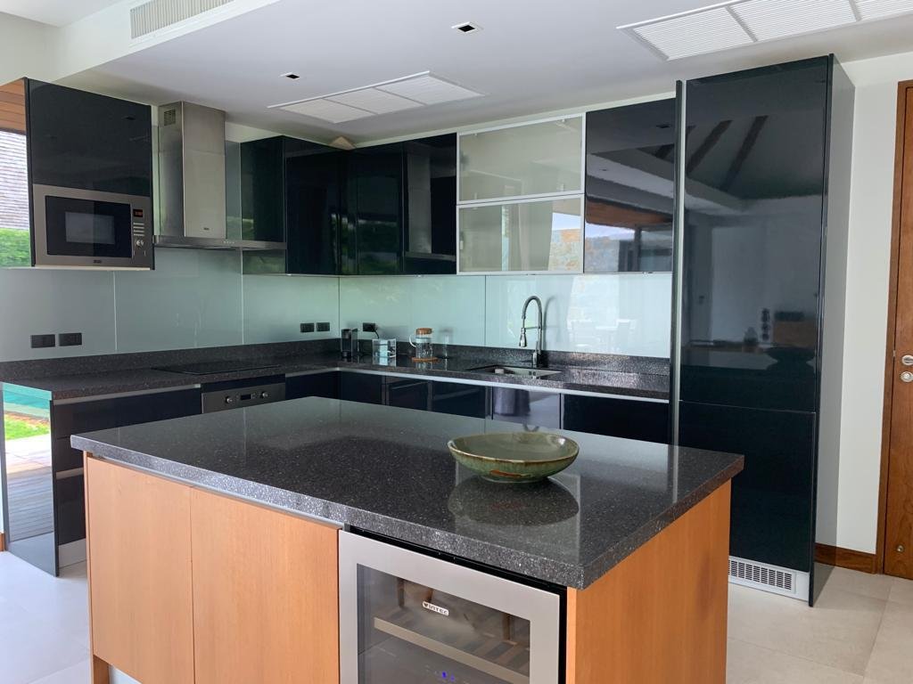 Property image - full photo 14