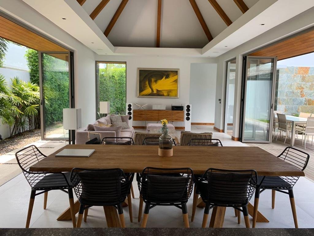 Property image - full photo 4