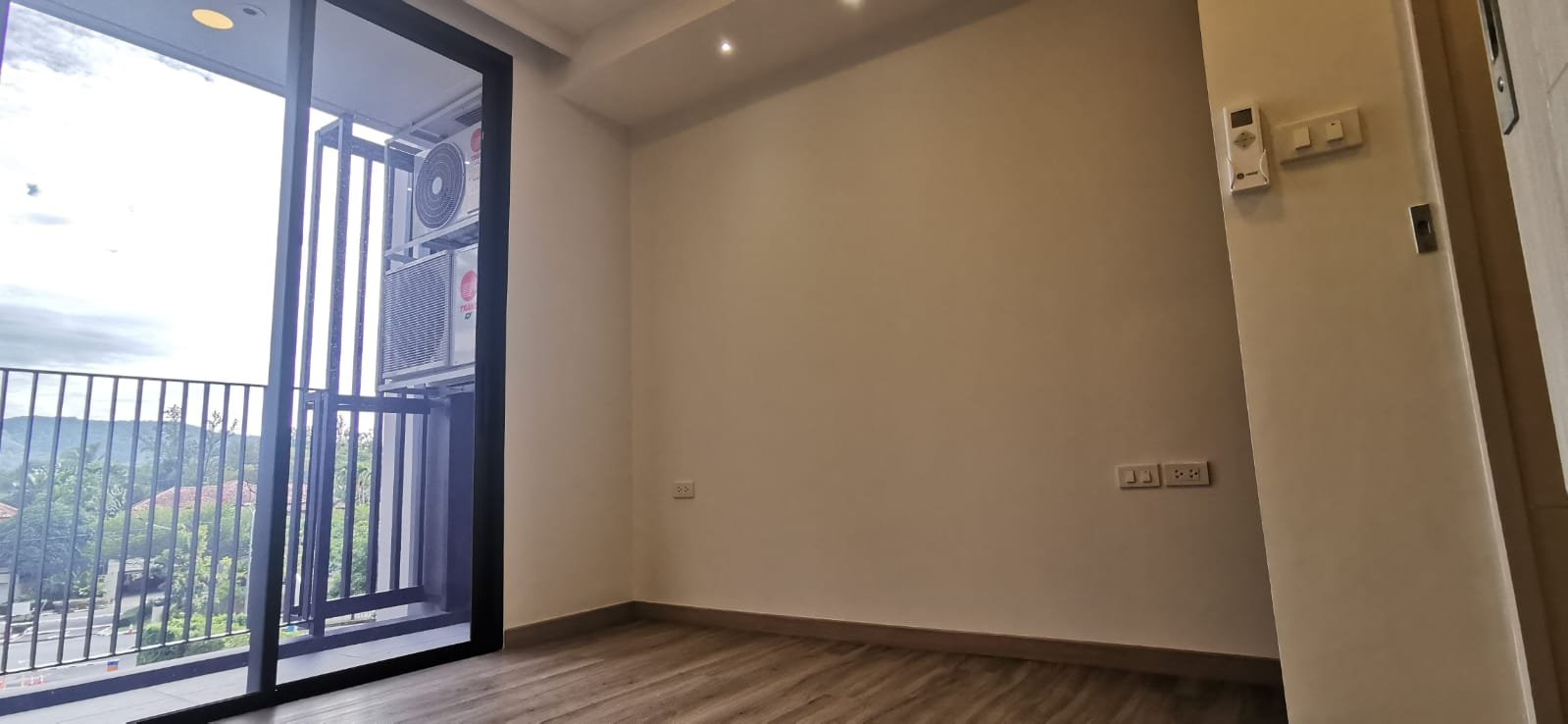 Property image - full photo 17