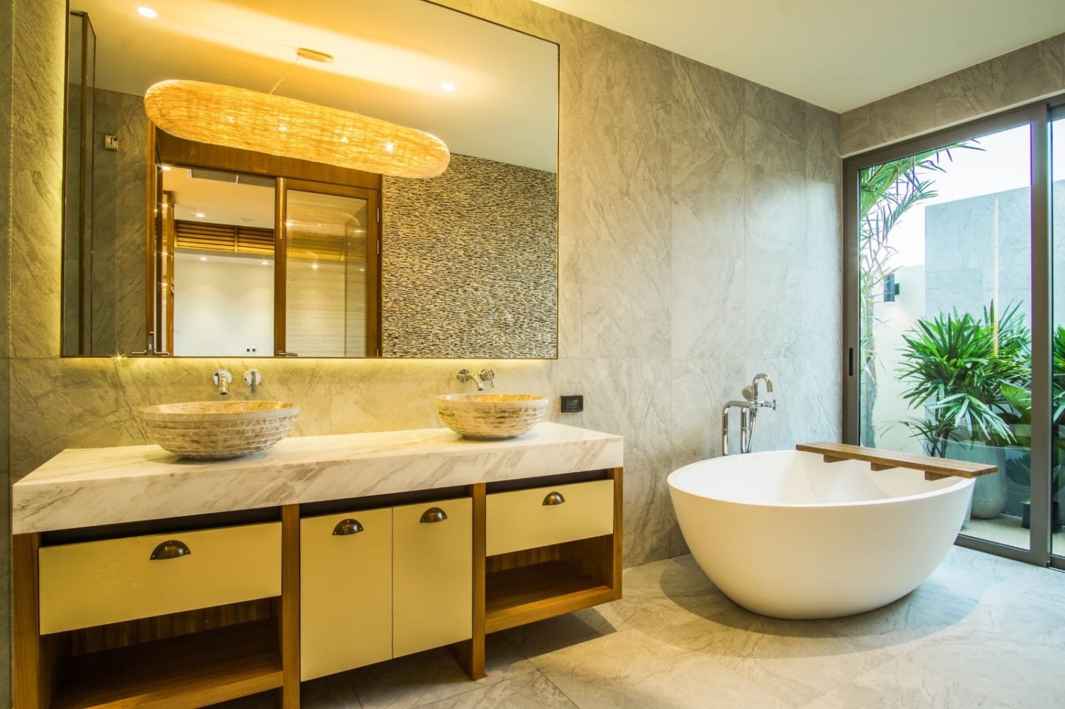 Property image - full photo 11