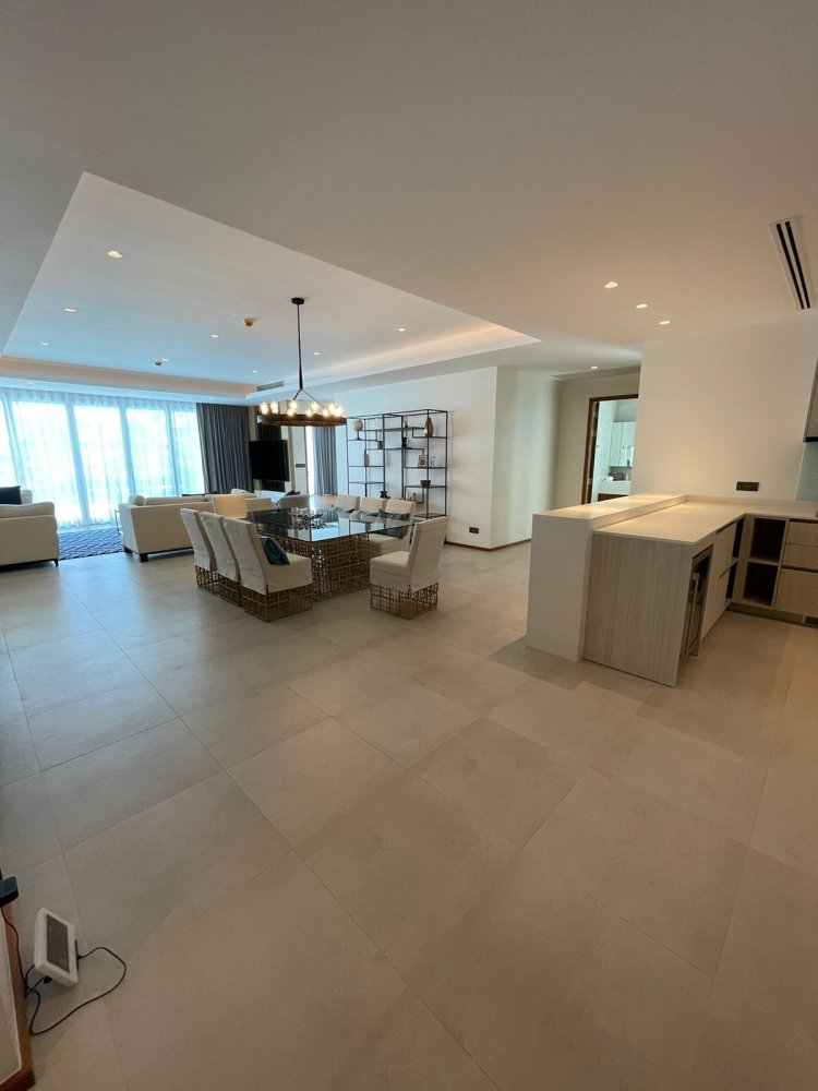Property image - full photo 9