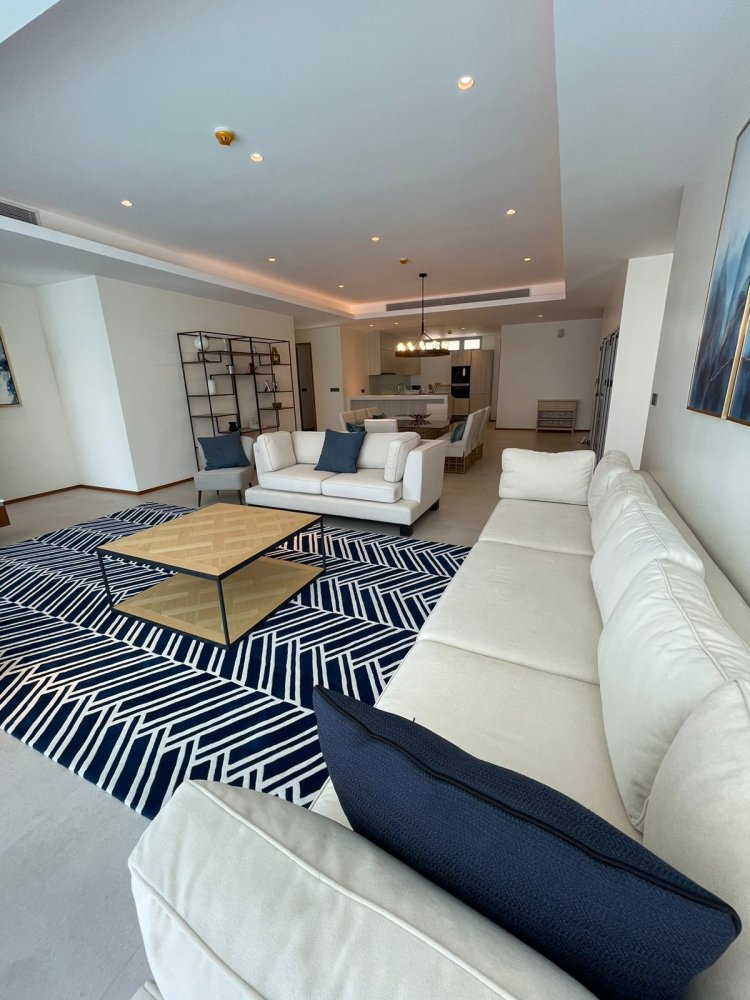 Property image - full photo 3