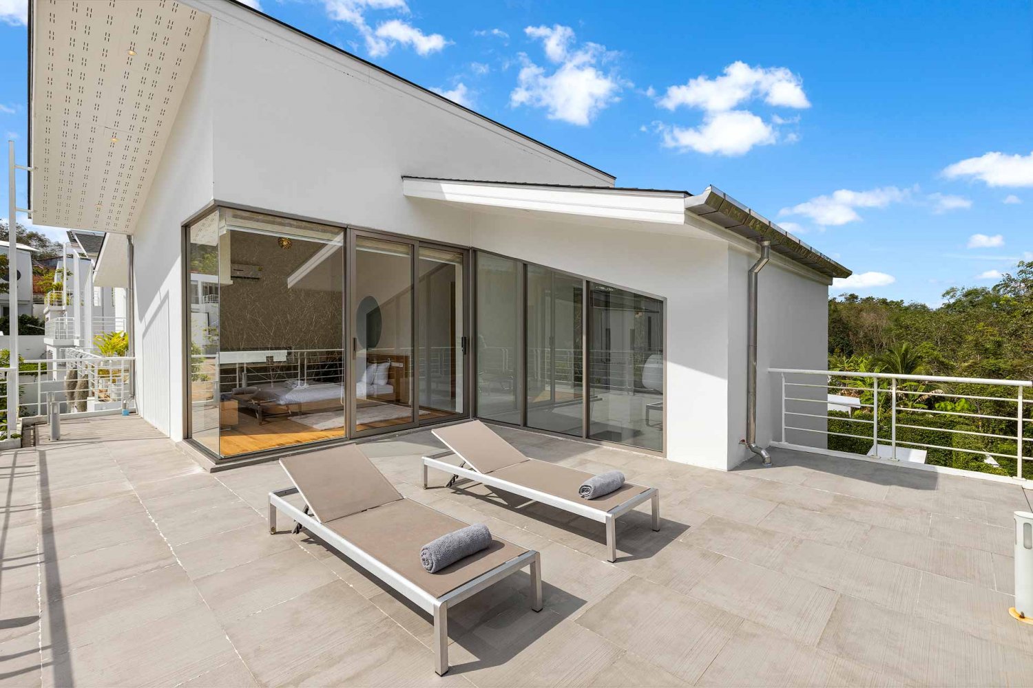 Property image - full photo 19