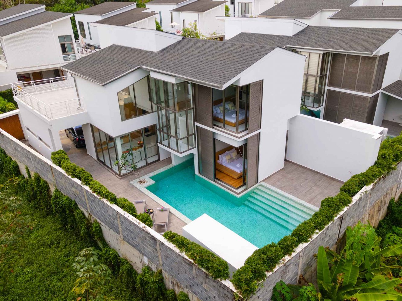 Property image - full photo 1