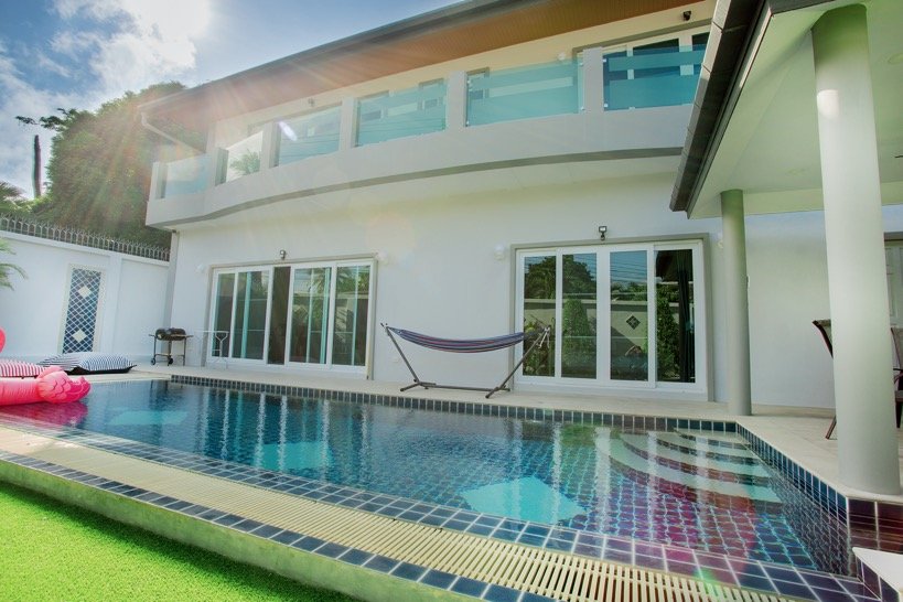 Property image - full photo 12