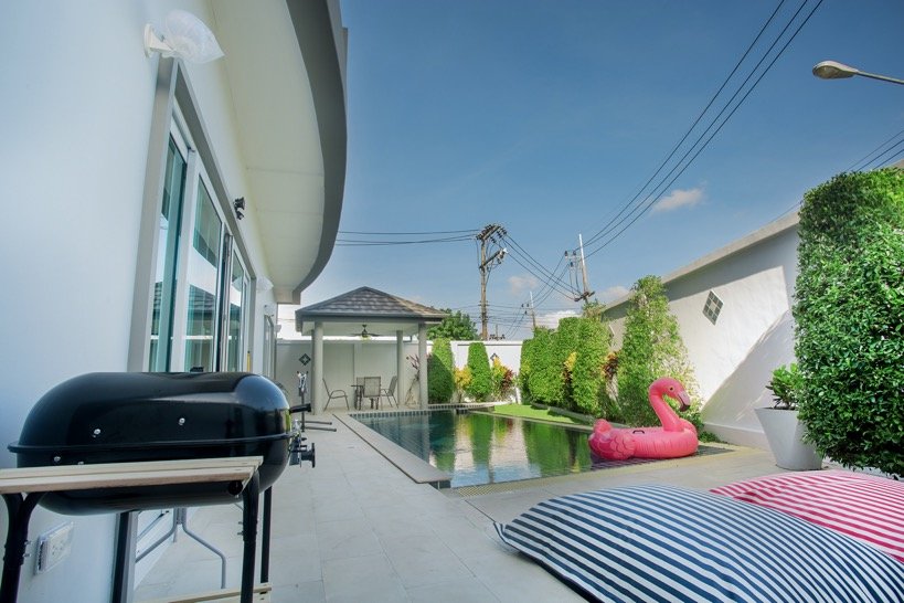 Property image - full photo 9