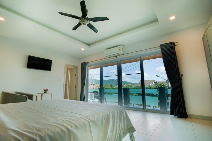 Property image - full photo 19