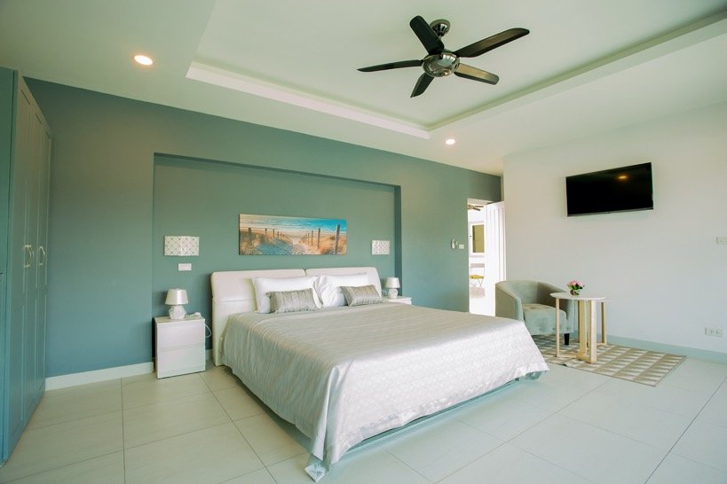 Property image - full photo 17