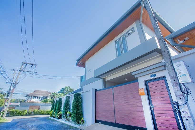 Property image - full photo 4